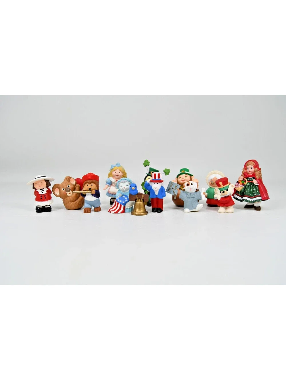 Hallmark Merry Miniatures Holiday 12 Figures Animals Children Costumes VTG 1990s